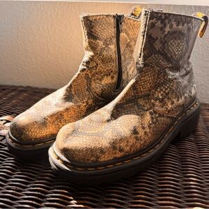 Dr Martens 9490 Vintage Snake Print Chunky Heel Chelsea Ankle Rare Boots Uk 6